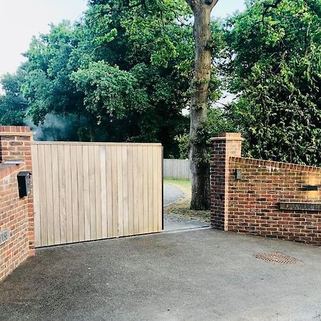 Oakworth Lodge - New Self Contained Studio Heathfield Eksteriør bilde